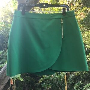 Alice and Olivia green mini skirt w gold zipper